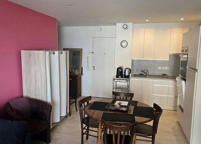 Lejlighed Vue Imprenable, Wifi, Linge De Maison & Menage Compris